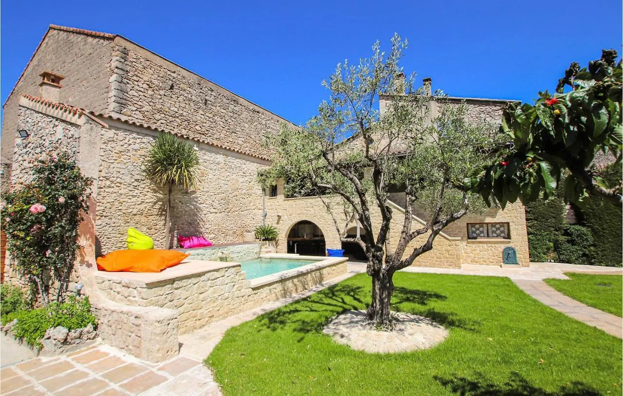 Lovely Home In Bourg Saint Andeol With Kitchen 0*, Bourg-Saint-Andeol France