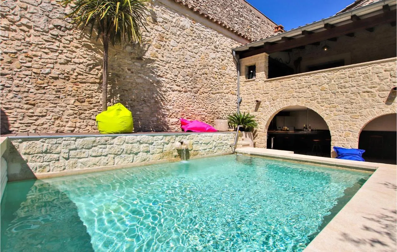 Lovely Home In Bourg Saint Andeol With Kitchen France
